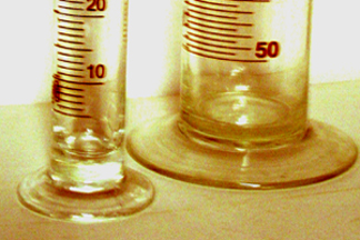 graduated cylinder bottom